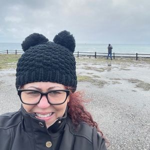 Meet your Posher, Lauralee